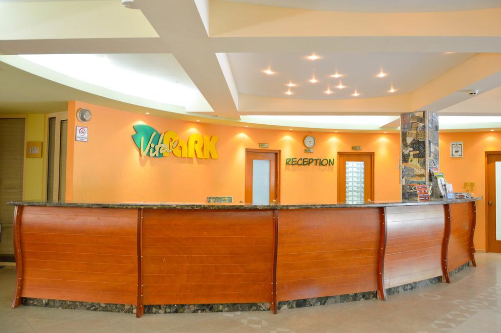 Vita Park Hotel & Aqua Park อัลเบนา ภายนอก รูปภาพ